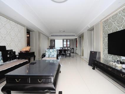 湛江雅居乐雍逸廷5室2厅198平低楼层/共31层