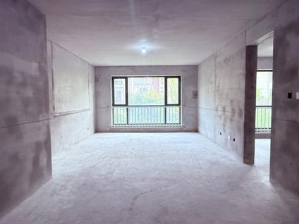 北京曼陀花园4室2厅154平低楼层/共11层