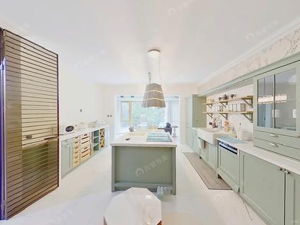 北京亿城西山华府(珑园)4室2厅170.36平低楼层/共8层