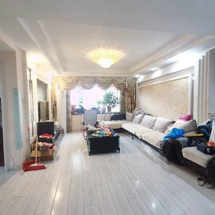 青岛鲁泽观天下3室2厅146.21平中楼层/共26层