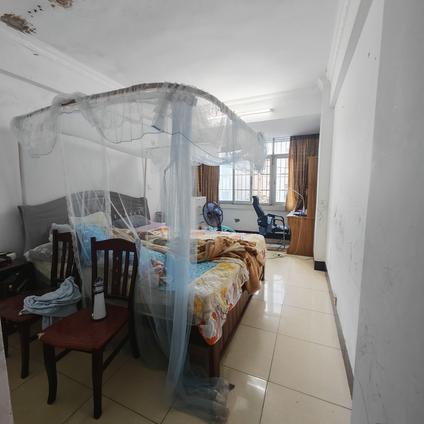 北京食品肉联厂宿舍区3室2厅103平低楼层/共8层