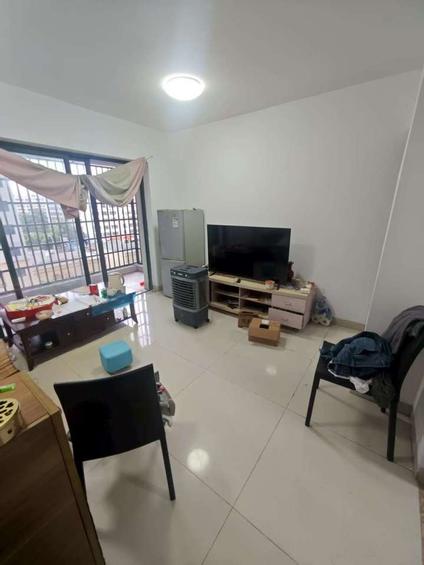 海口金龙苑1室1厅51.36平低楼层/共33层