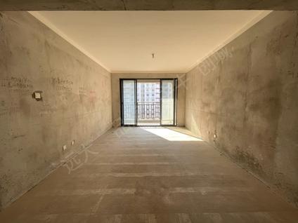 北京龙河湾4室2厅132.2平高楼层/共6层