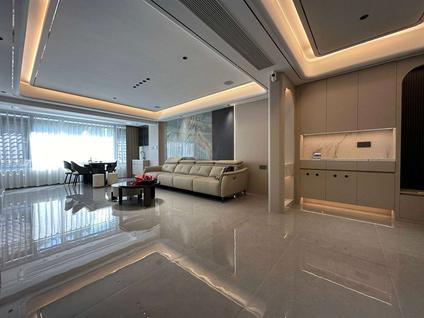 北京玉泉花园4室2厅133.67平低楼层/共9层