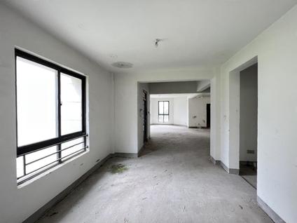 徐州绿地商务城(香颂)5室3厅244.41平低楼层/共3层