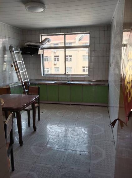 北京北窑头小区3室1厅107平高楼层/共6层