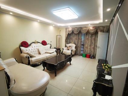 西安鹿苑5号公馆3室2厅137平低楼层/共10层