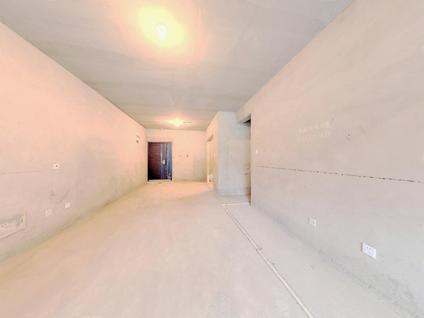 北京宝龙世家3室2厅119.9平低楼层/共32层