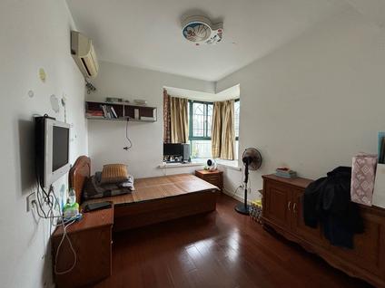 北京海山花园3室2厅134.5平中楼层/共9层