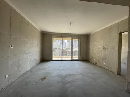 青岛天安檀府国际3室2厅127.44平中楼层/共17层