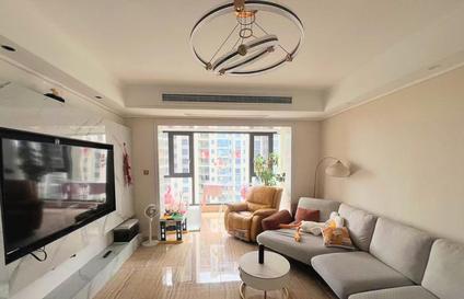 海口碧桂园剑桥郡4室2厅129.31平中楼层/共18层