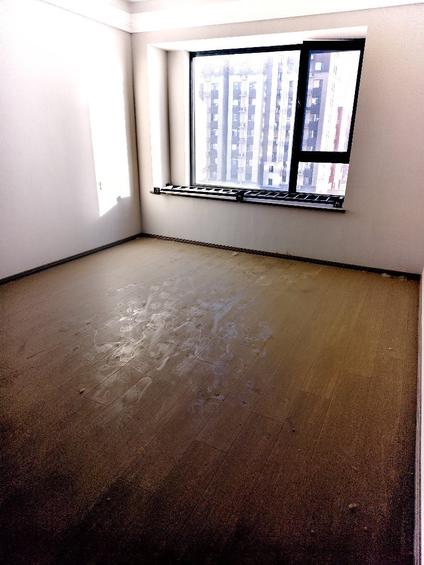 北京天正壹号院4室2厅145平低楼层/共18层