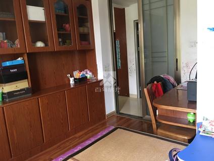 北京金家路3室2厅104平中楼层/共6层