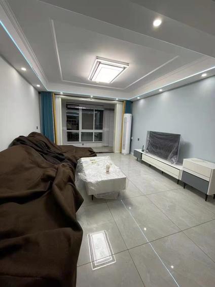 新乡蓝葆湾4室2厅131.79平低楼层/共25层