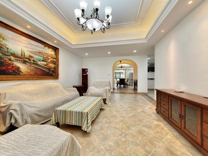 北京富力盈溪谷5室2厅233.36平低楼层/共3层