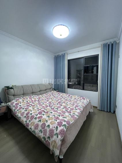 北京美的城3室2厅101平中楼层/共36层