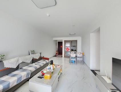 青岛碧桂园蓝谷之光3室2厅121.42平低楼层/共25层