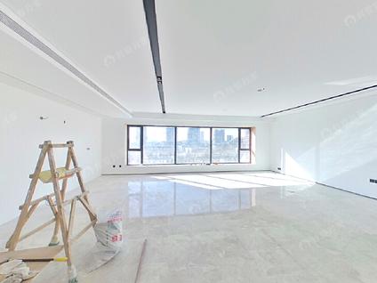 北京珠江阙4室2厅332.1平低楼层/共23层