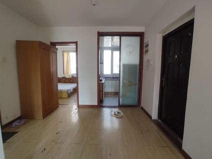 青岛棘洪滩港北小区2室2厅70平中楼层/共12层