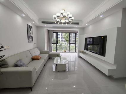 北京远达御府3室2厅92平低楼层/共17层