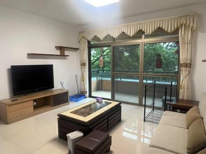 东莞东骏豪苑4室2厅131.47平低楼层/共16层