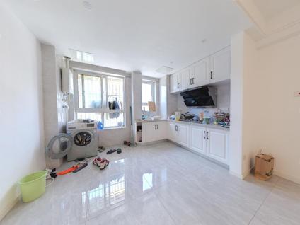 徐州绿地世纪城(五期)2室2厅70.56平中楼层/共15层