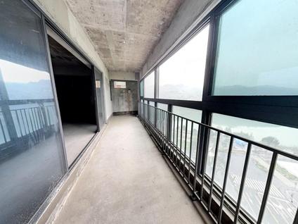 北京天鹅堡(一期)4室2厅183平低楼层/共42层