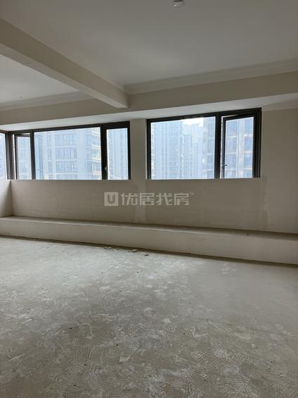 北京得力金宸湾4室2厅142平高楼层/共17层