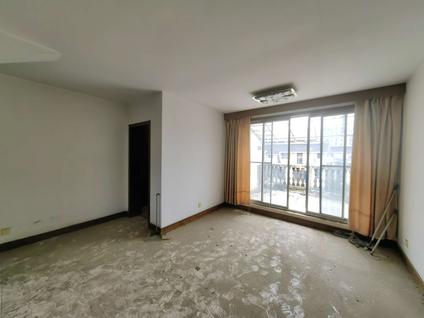 北京顾庄新村(北区)6室3厅122平高楼层/共5层