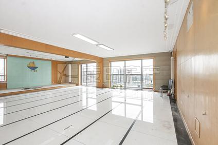北京润枫德尚苑2室1厅123.84平高楼层/共24层
