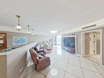 北京力鸿花园2室2厅140.36平低楼层/共24层