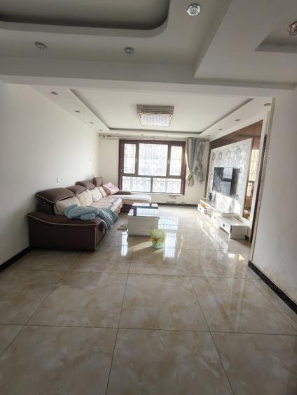 北京日新御景3室2厅140平中楼层/共18层