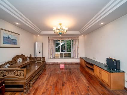 北京福泉新村6室2厅177.18平低楼层/共3层