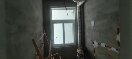 北京滨河街道黄庄小区3室2厅120平中楼层/共8层