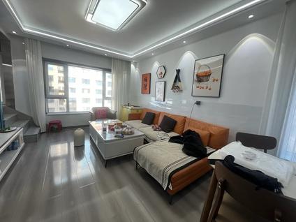 北京晶珠广场2室2厅47平中楼层/共33层