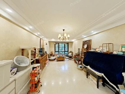 北京中海苏黎世家3室2厅131.52平低楼层/共10层