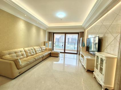 深圳会展湾南岸广场3室2厅78平中楼层/共16层