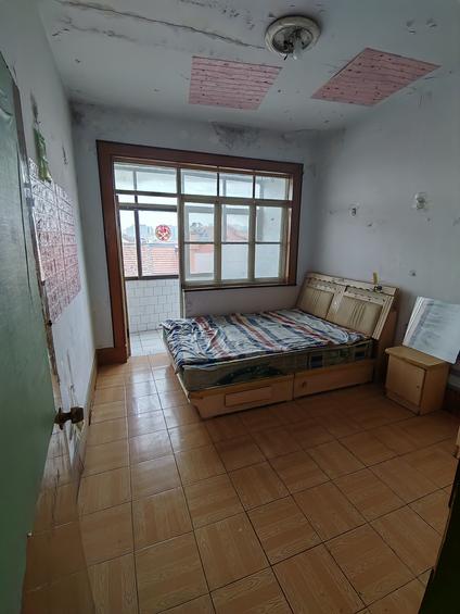 北京辛明园3室2厅86平高楼层/共4层