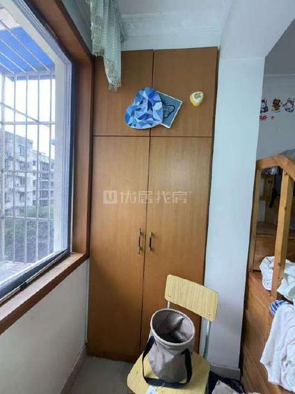 北京学府花苑3室2厅131.99平中楼层/共6层