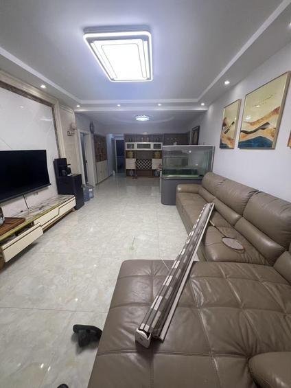 北京齐鲁时代花园(二期)3室2厅126平低楼层/共30层