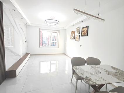 北京仁泰里2室1厅76平中楼层/共17层