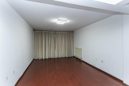 北京香樟雅苑3室2厅124.38平中楼层/共5层