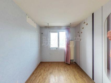 北京合顺家园3室1厅81.88平低楼层/共16层