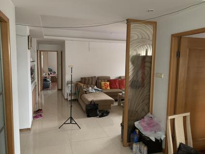 北京芝兰新城3室2厅132平高楼层/共9层