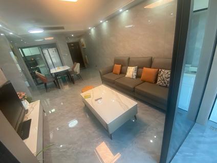 北京玫瑰星城3室2厅100平中楼层/共18层