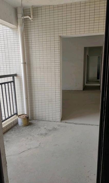 北京玫瑰湖恒祥豪苑4室2厅148平中楼层/共28层