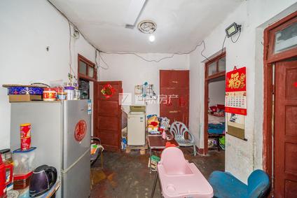北京白泉集贸市场小区3室1厅75.05平高楼层/共6层