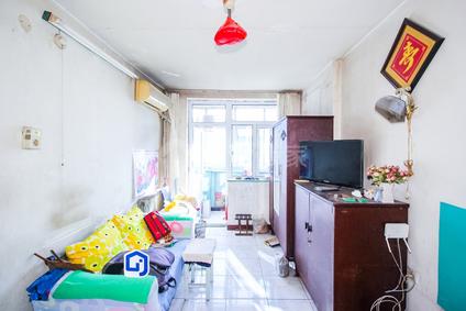 北京机施楼1室1厅22.38平低楼层/共6层