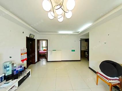 北京逸流公寓3室2厅134.81平低楼层/共35层