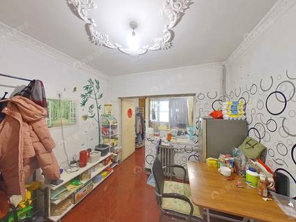 北京八里庄北里1室1厅42.79平低楼层/共3层